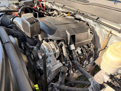 Used 2015 Chevrolet Silverado 3500 W/T image 43