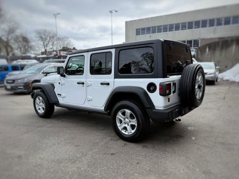 Used 2022 Jeep Wrangler Unlimited Sport image 14