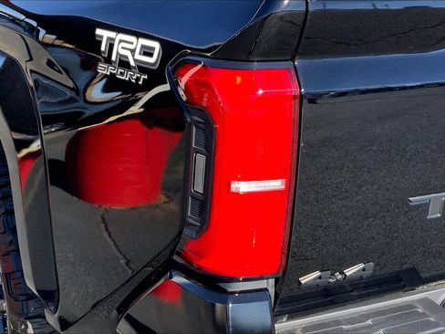 Used 2025 Toyota Tacoma TRD Sport w/ TRD Sport Premium Package image 29