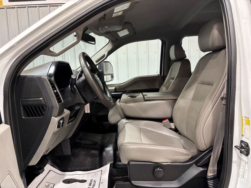 Used 2019 Ford F250 XL w/ FX4 Off-Road Package AWD/4WD image 11