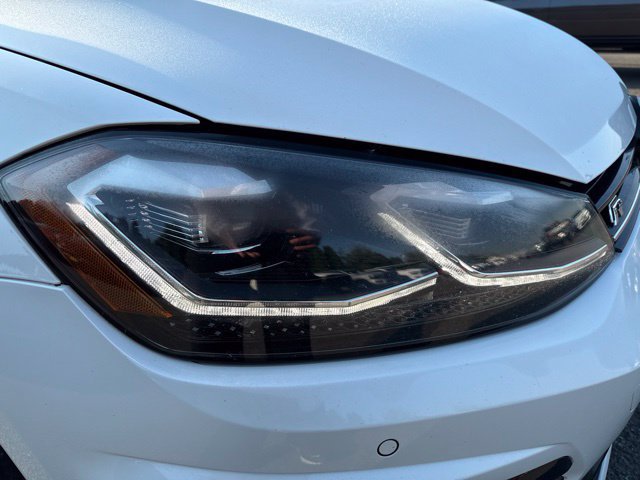 Used 2019 Volkswagen Golf R 4-Door AWD/4WD image 9