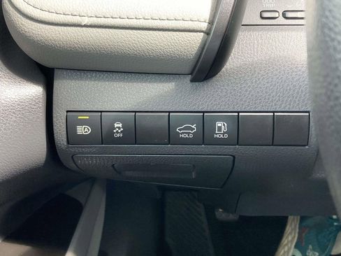 Used 2023 Toyota Camry LE w/ Convenience Package FWD image 29