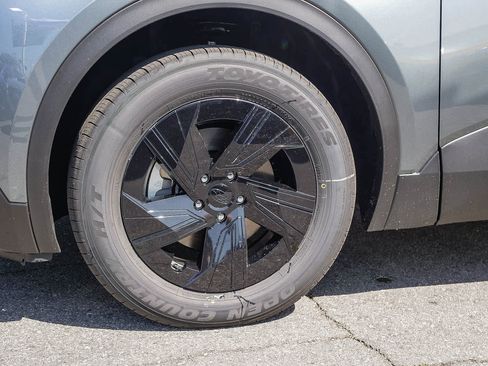 New 2026 Subaru Uncharted Premium FWD image 9