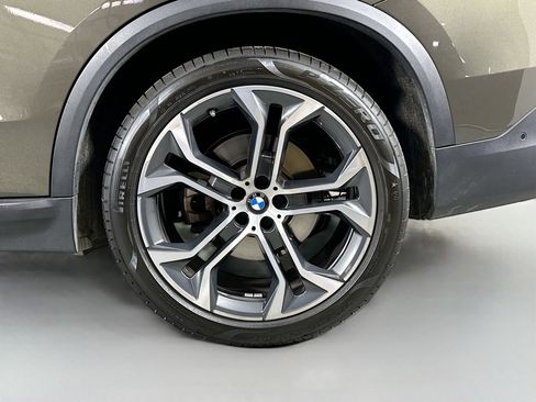 Certified 2022 BMW X5 sDrive40i w/ Premium Package image 31
