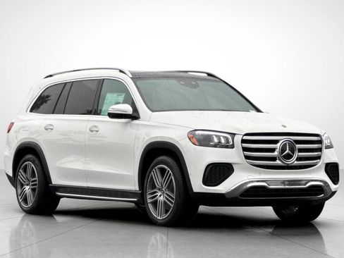 New 2026 Mercedes-Benz GLS 450 4MATIC image 29