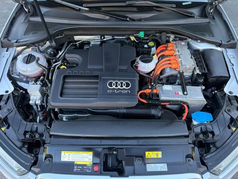 Used 2016 Audi A3 e-tron Premium w/ 17" Wheel Package FWD image 26