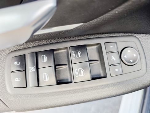 Used 2021 RAM 1500 Big Horn image 23