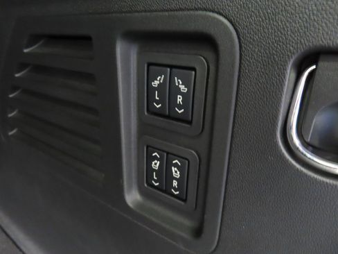 Used 2024 GMC Acadia Denali image 43