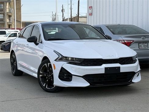 Used 2023 Kia K5 GT-Line image 2