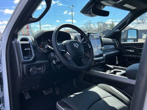 New 2026 RAM 2500 Laramie w/ Night Edition AWD/4WD image 27