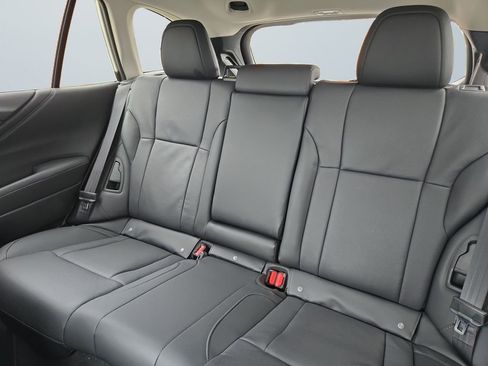 Used 2025 Subaru Outback Limited image 13