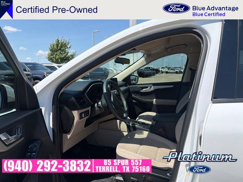 Used 2020 Ford Escape SE FWD image 12
