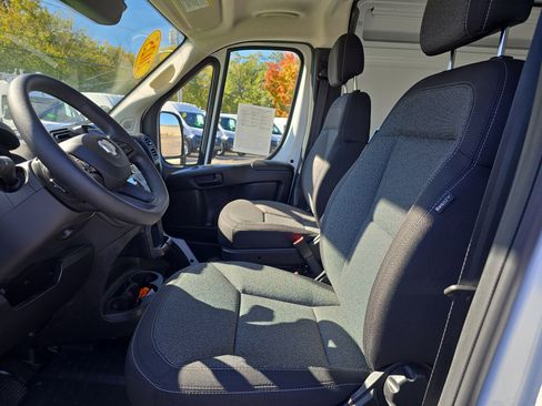 Used 2025 RAM ProMaster 2500 image 12