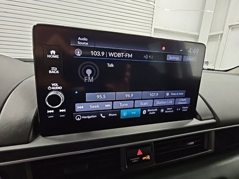 Used 2023 Honda Pilot Elite image 16