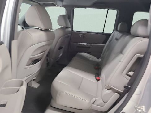 Used 2011 Honda Pilot Touring image 23
