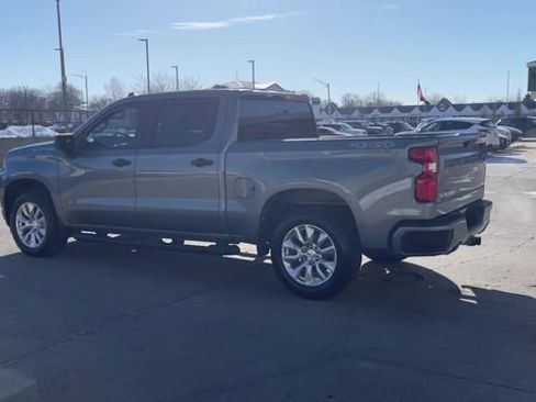 Used 2021 Chevrolet Silverado 1500 Custom image 6