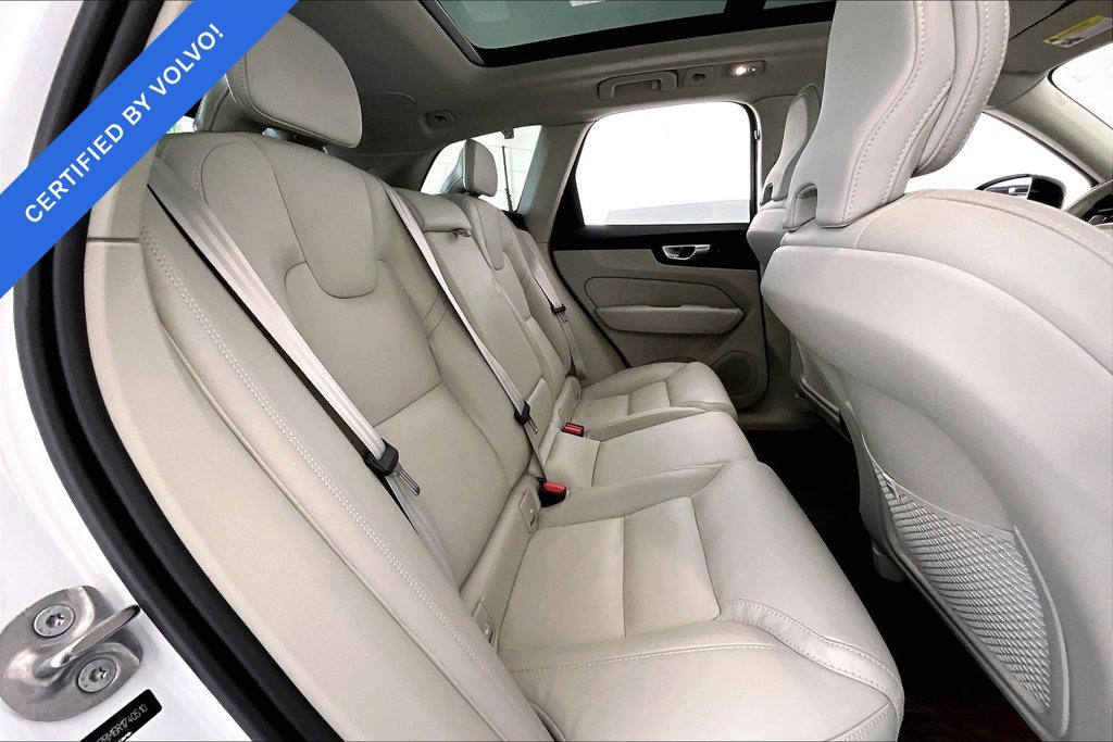 Used 2024 Volvo XC60 B5 Ultimate w/ Protection Package Premier AWD/4WD image 35