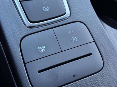 Used 2025 Ford Escape Active w/ Cold Weather Package image 28