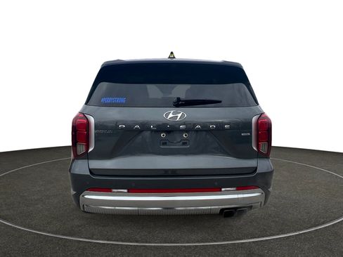 Used 2023 Hyundai Palisade Calligraphy image 5