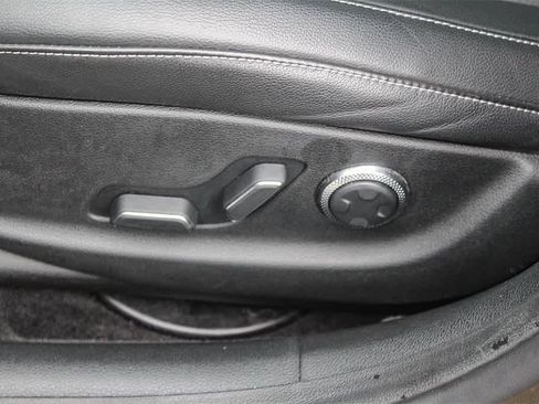 Used 2023 Genesis G80 2.5T image 29