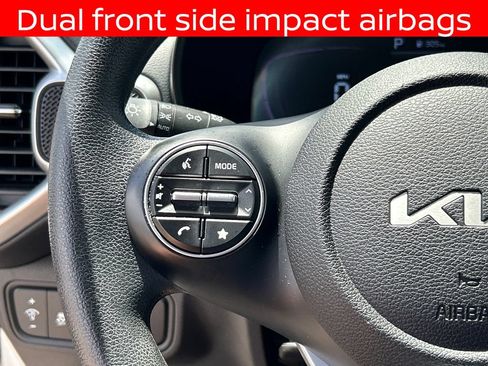 Used 2024 Kia Soul LX w/ Option Group 015 FWD image 25