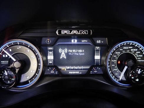 Used 2020 RAM 1500 Limited image 21