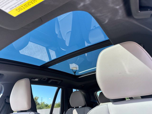 Certified 2025 Volvo XC90 B5 Core AWD/4WD image 20