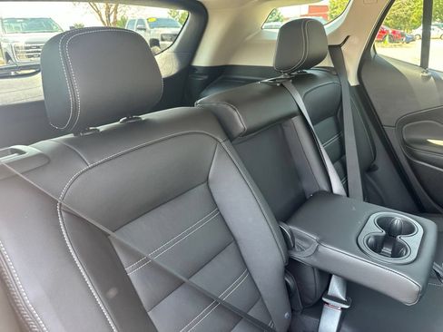 Used 2024 GMC Terrain Denali w/ Denali Premium Package AWD/4WD image 26