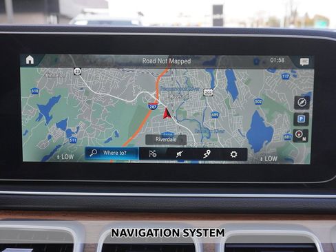 Used 2022 Mercedes-Benz GLE 350 4MATIC image 3