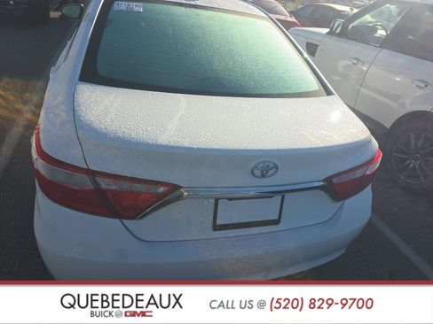 Used 2015 Toyota Camry XLE image 5