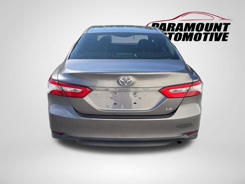 Used 2018 Toyota Camry LE FWD image 6