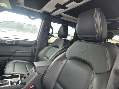 Used 2025 Ford Bronco Badlands AWD/4WD image 17