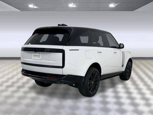 Used 2025 Land Rover Range Rover SE AWD/4WD image 9
