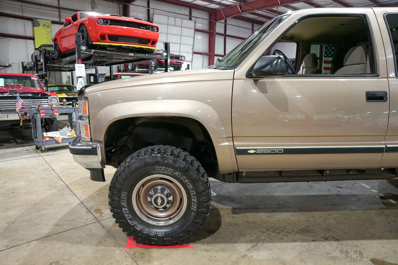 Used 1996 Chevrolet Silverado 2500 4x4 Extended Cab image 3