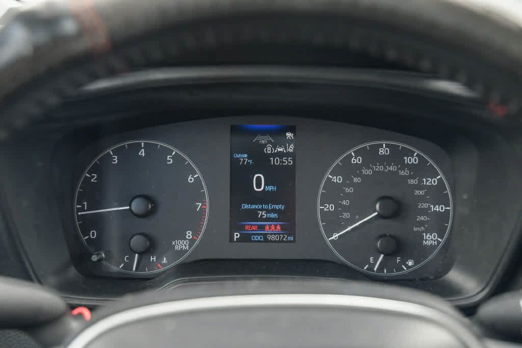 Used 2023 Toyota Corolla SE w/ SE Premium Package FWD image 23
