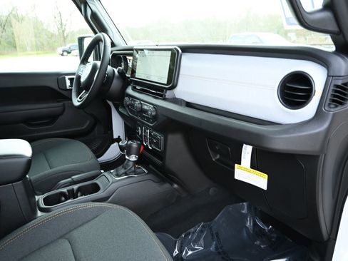 New 2026 Jeep Gladiator Sport image 20