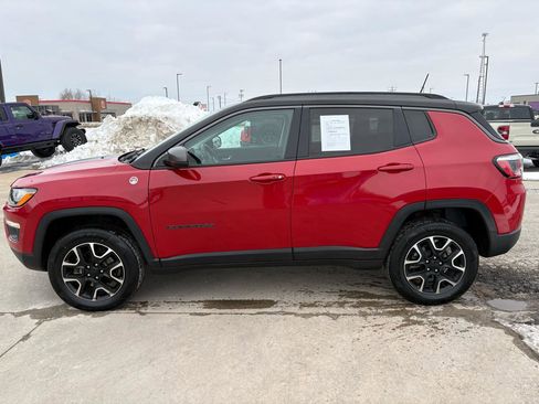 Used 2020 Jeep Compass Trailhawk image 6