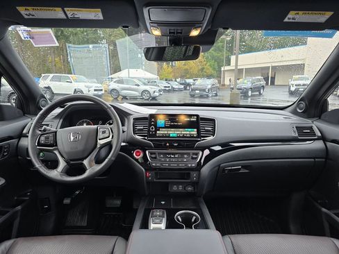 Certified 2024 Honda Ridgeline Black Edition image 6