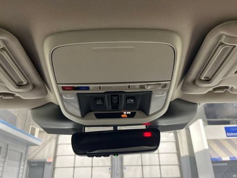 Certified 2022 Subaru Forester Touring AWD/4WD image 33