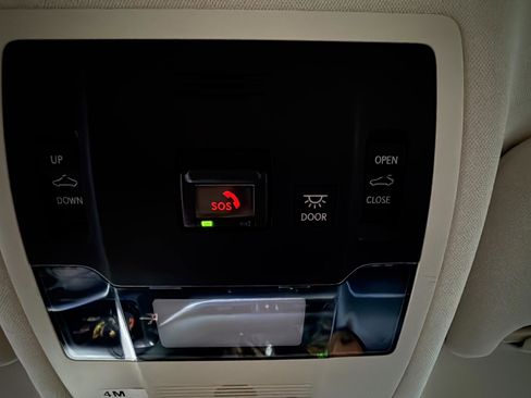 Used 2021 Lexus ES 350 ES 350 Sedan 4D image 39