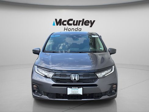 Certified 2026 Honda Odyssey EX-L image 8