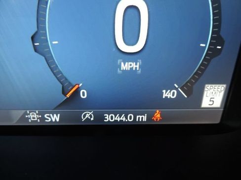 Used 2025 Ford F150 Raptor AWD/4WD image 38