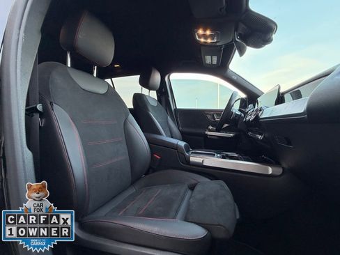 Used 2024 Mercedes-Benz GLB 250 image 24