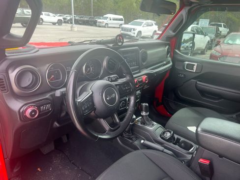 Used 2021 Jeep Wrangler Sport w/ LED Headlamp & Fog Lamp Group image 5