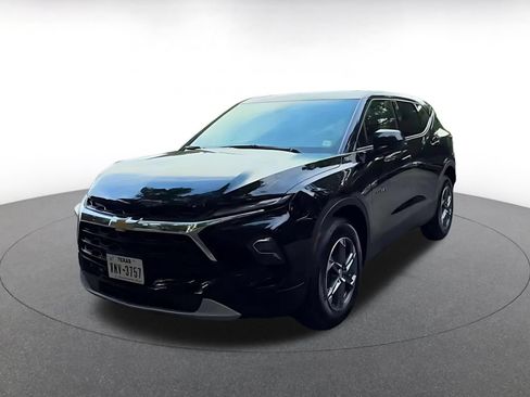 Used 2026 Chevrolet Blazer LT FWD image 7