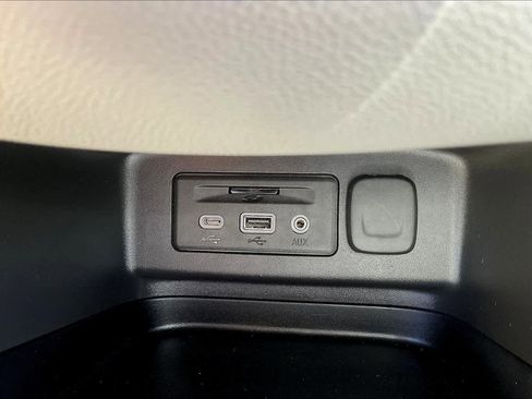 Used 2020 Chevrolet Equinox LT image 63