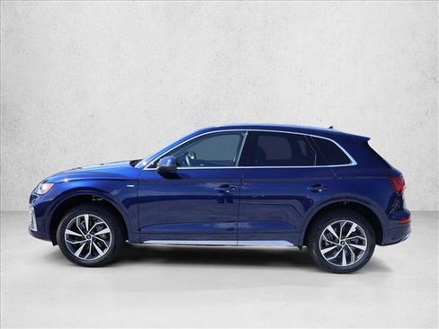 Used 2023 Audi Q5 2.0T Premium Plus w/ Premium Plus Package AWD/4WD image 10