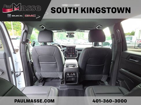 Used 2025 GMC Acadia Elevation w/ Elevation Premium Package AWD/4WD image 26