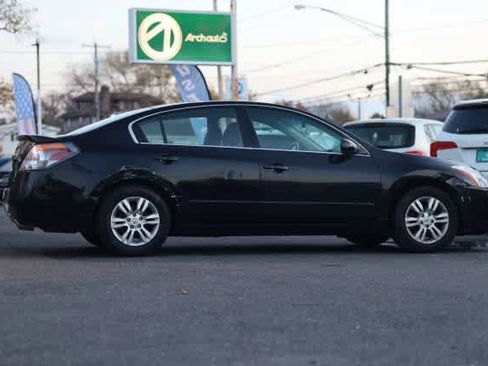 Used 2012 Nissan Altima 2.5 S w/ 20th Anniversary Pkg image 7