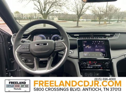 New 2025 Jeep Grand Cherokee L Altitude w/ Trailer Tow Package AWD/4WD image 22